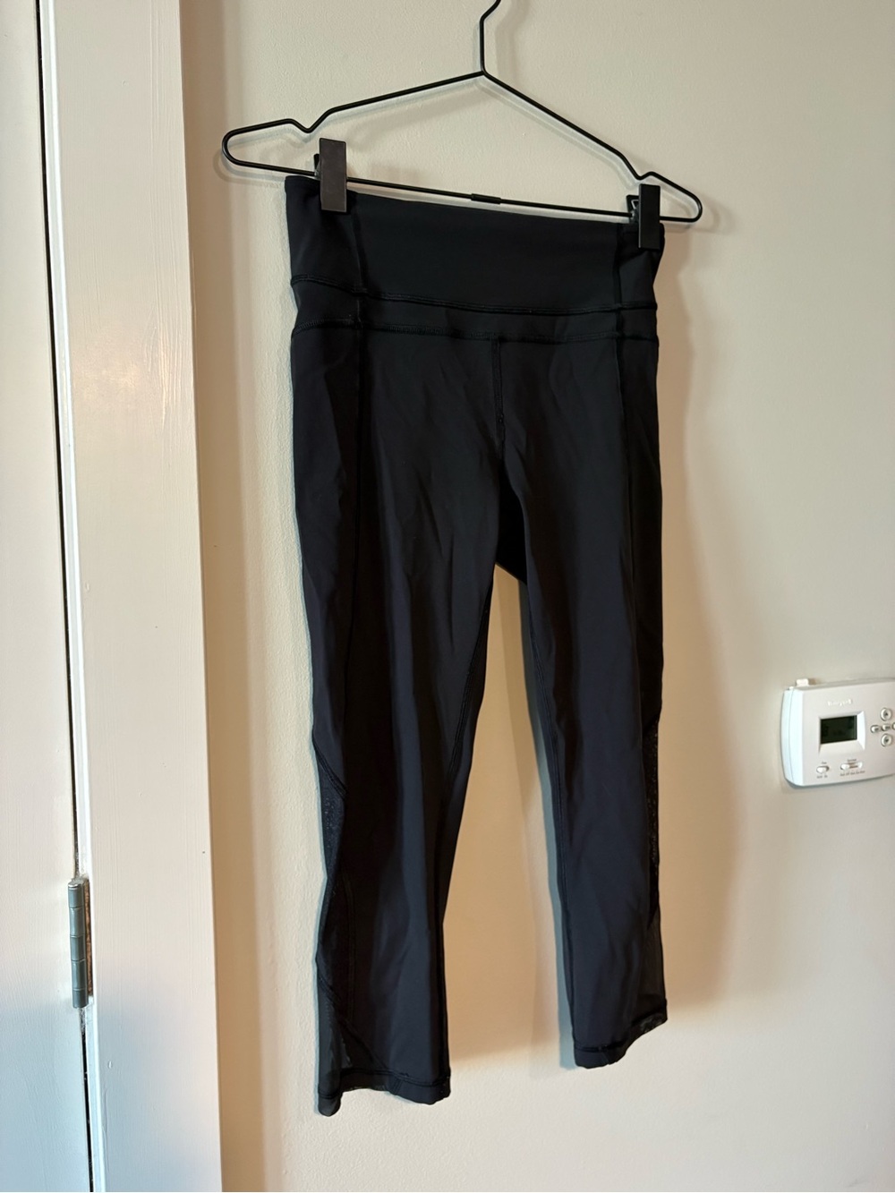 Lululemon cropped leggings